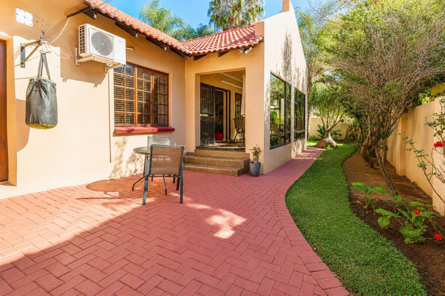 3 Bedroom Property for Sale in Safari Gardens North West